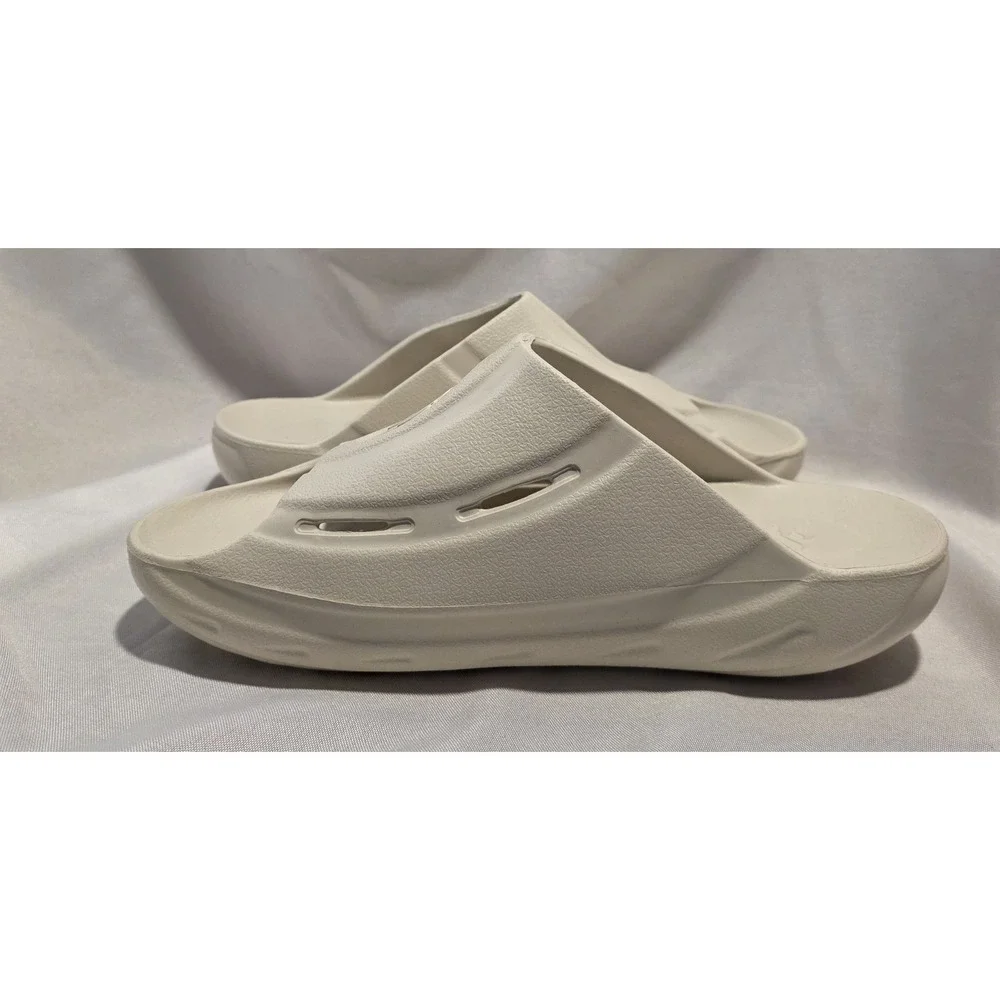 Shaq Slidosis AQ95021MC Men's Ivory Colored Slides Sandals. New With Box Size 12